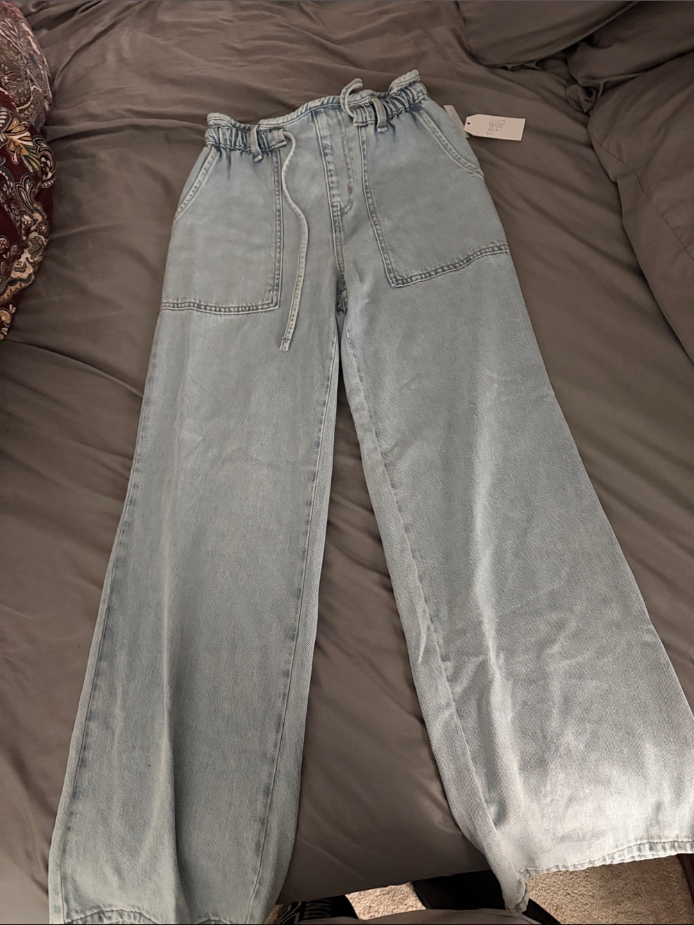 Time and Tru Light Blue Wide-Leg Paperbag Jeans